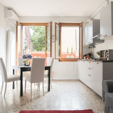 Venier Apartment Venezia Esterno foto